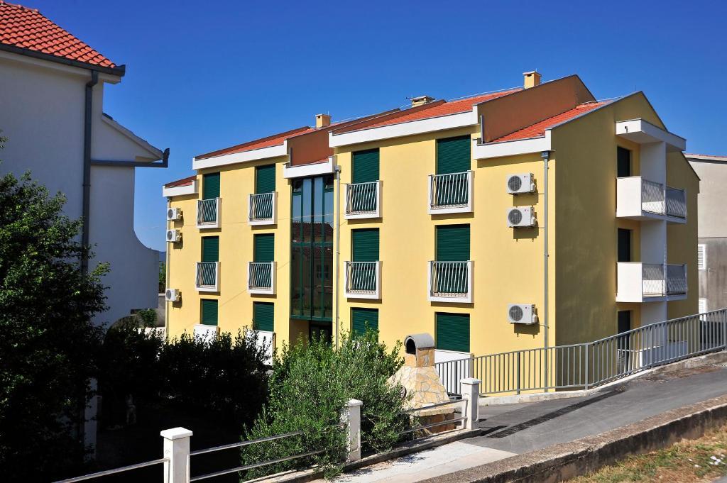 Ferienwohnung Marine Kaštela Exterior foto